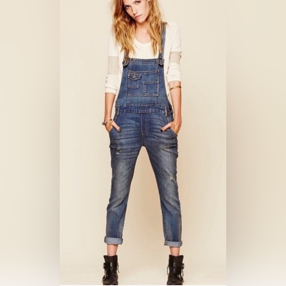 Free People Classic Blue Denim Overalls Great Condition